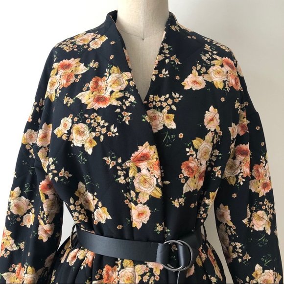 Zara Women’s Oversized Black Floral Kimono Jacket - Picture 4 of 16